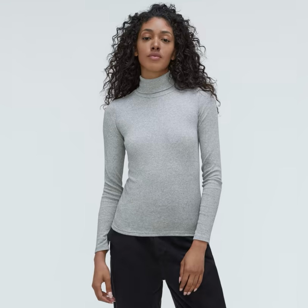 Everlane - Size Small - Supima® Micro-Rib Turtleneck - Grey